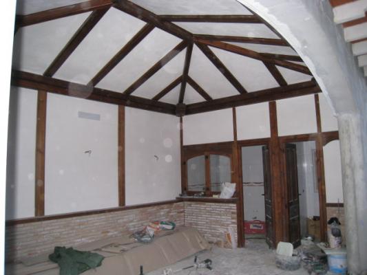 cenador de madera y obra