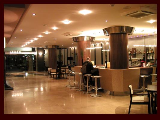 HOTEL EVENIA ROSELLO .BARCELONA