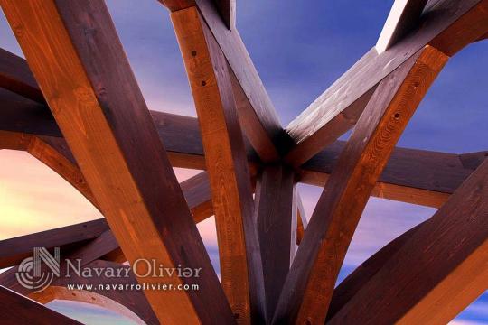 detalles de estructura de chiringuitos de madera