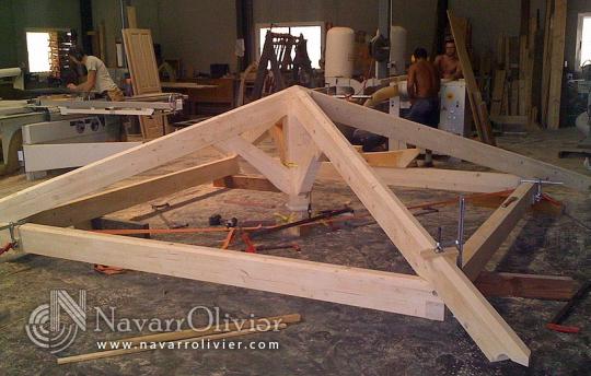 kiosko de madera en preparacion