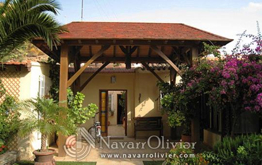 cenador a cuatro aguas para entrada de finca