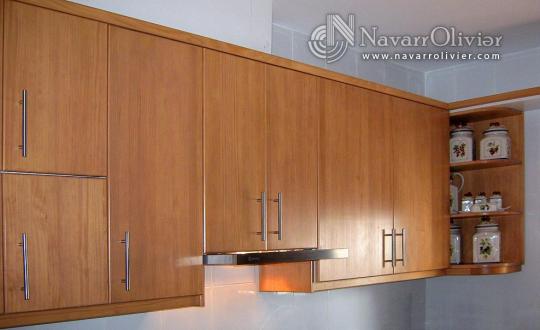 cocina de puertas maciza lisa
