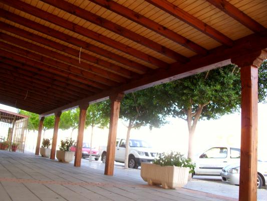 porche de madera en rustico en murcia abanilla