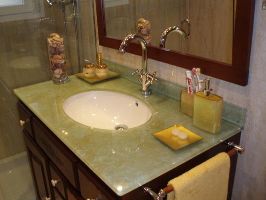 Mueble de baño, encimera de cristal