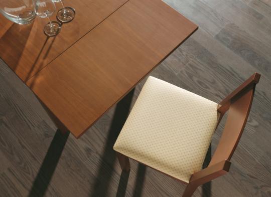 MESA SOFIA. SILLA SOFIA.