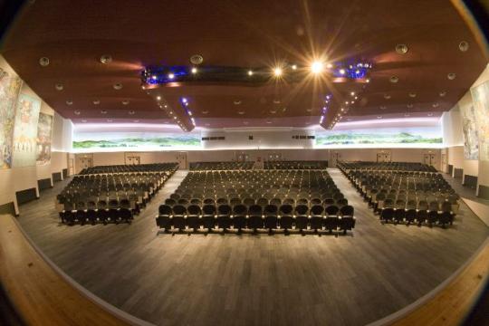 Aula Magna UPV - arquitectura & diseño mobilarte, sa