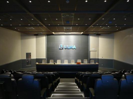 Auditorio ULMA - arquitectura & diseño mobilarte, sa