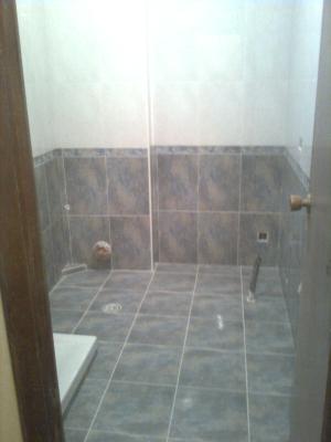antes de instalar loza y mueble etc..