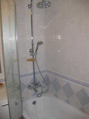 BAÑO TRES CANTOS