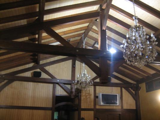 techo de madera con cercha y termochip