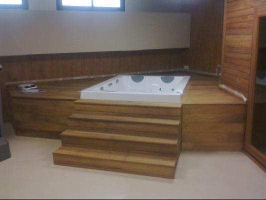 madera para cuarto de baño