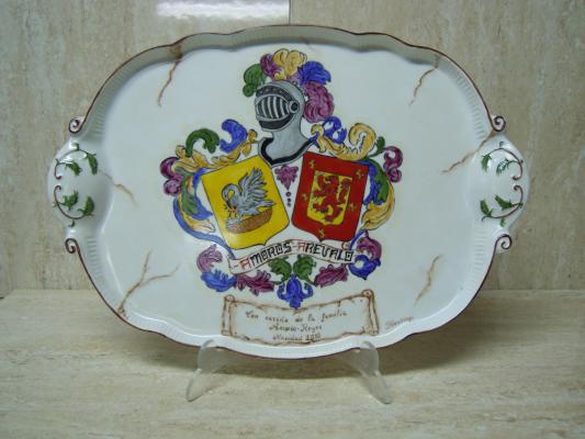 bandeja de escudos de apellidos 