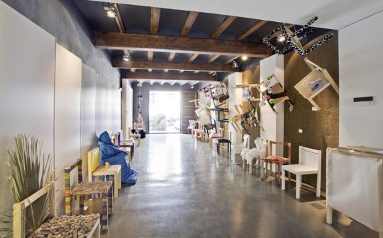 Rehabilitación y ampliación de planta baja para oficinas y proyecto de actividad en Ruzafa, Valencia