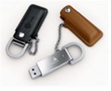 Memorias USB de cuero www.lacasadelusb.com