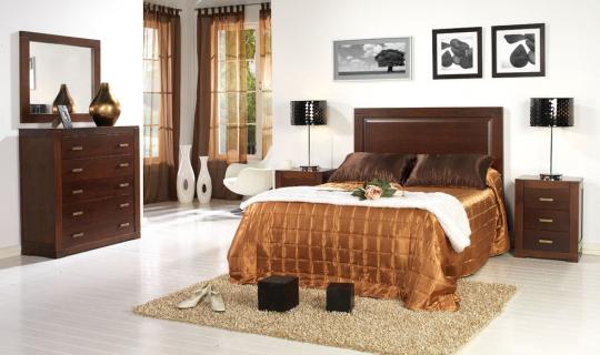 DORMITORIO MATRIMONIO MACIZO EN PINO TOB