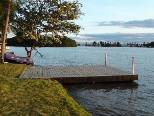 MUELLE DECKS PLÁSTICOS  MADERPLAST