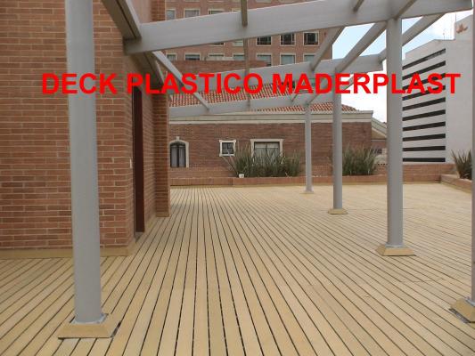 PISOS PLÁSTICOS MADERPLAST