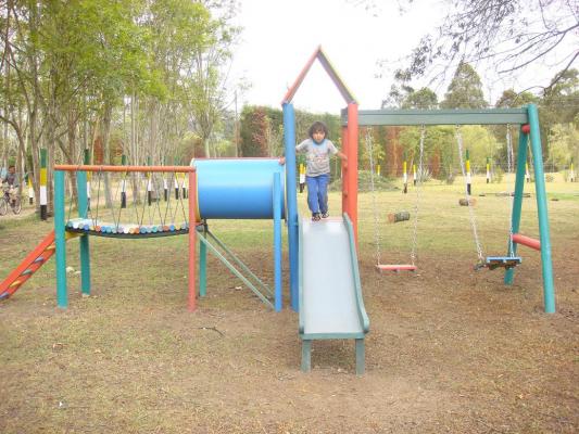 PARQUES PLÁSTICOS MADERPLAST