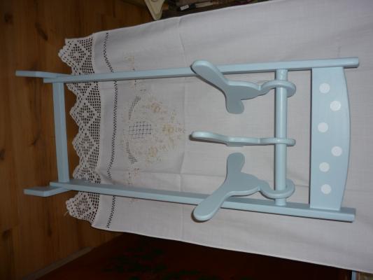 perchero infantil azul