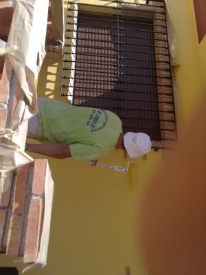 pintando fachada
