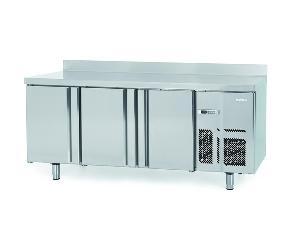 Mesa refrigerada inox de 2mts fondo 60
