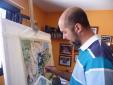 Rubén de Luis pintando un cuadro