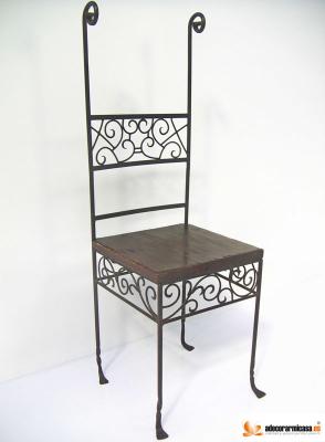 Silla ornamental en forja artesanal