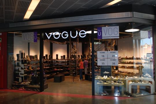 VOGUE CC MAGIC
