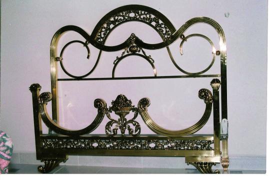 RESTAURACION CAMA DE LATON ANTIGUA