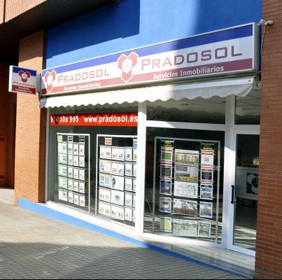 FACHADA LATERAL