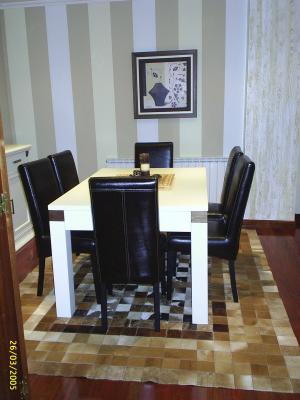 MESA COMEDOR DE ROBLE LACADO BLANCO