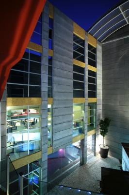 GUI-ON estudio (EXTERIOR HOTEL COMENDADOR)