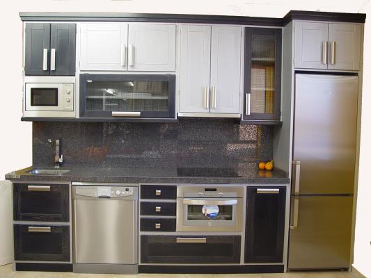Cocinas modernas en madera maciza