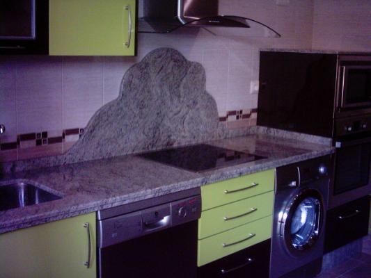 granito verde eucalipto con nube