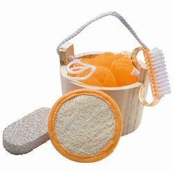 SET DE BAÑO: PIEDRA PÓMEZ, ESPONJAS Y CEPILLO DE UÑAS