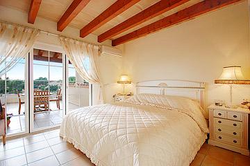 Room with Balconydoor