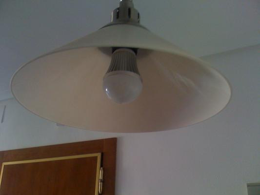 instalacion E-27 5w en comedor domestico