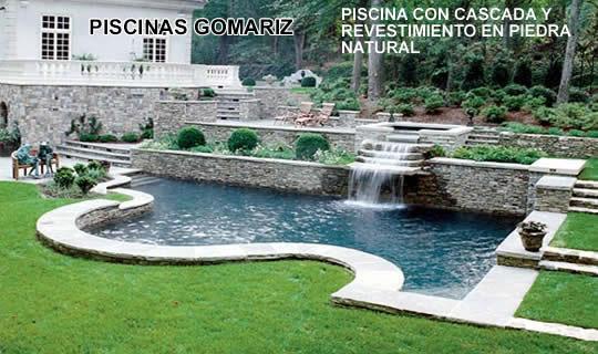 piscina con cascada