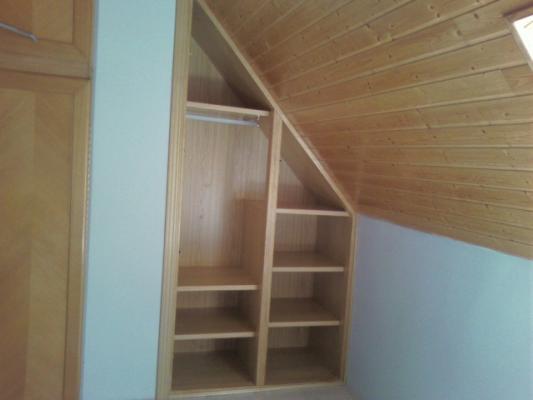 interior abuhardillado