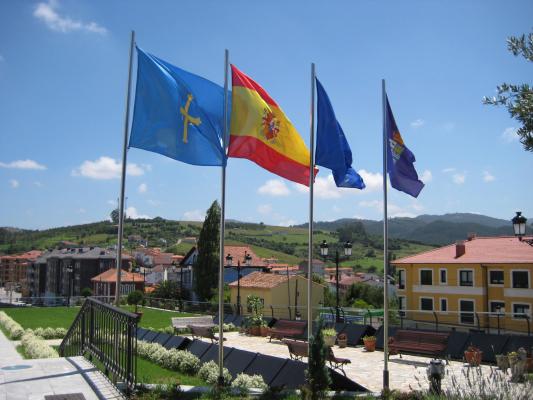 MASTILES DE BANDERAS