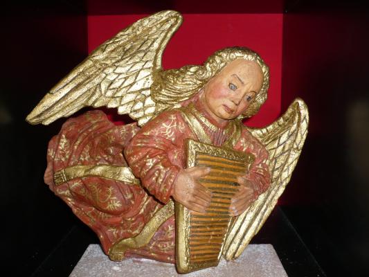 angel gotico policromado