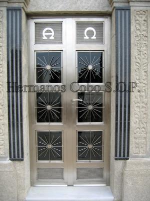 Puerta Panteon Inox.
