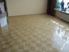 Parquet pegado forma damero