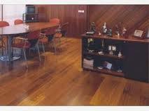 Suelo de madera de Nogal