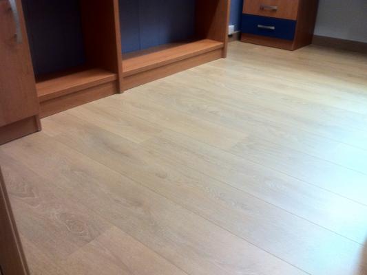 Suelos Lamindos con bisel a 2 lados