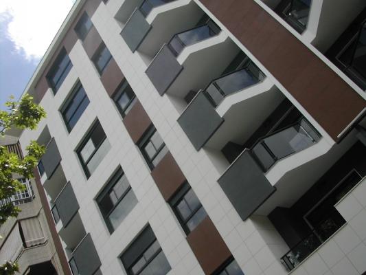 Edificio de Viviendas. Paseo de Linarejos. Linares