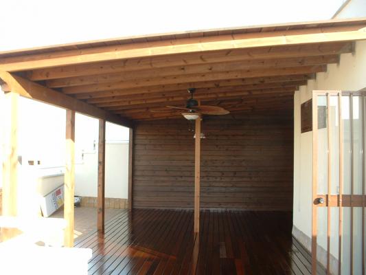 Pergola de madera + tarima de IP