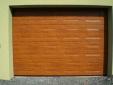 Puerta Seccional terminacion madera