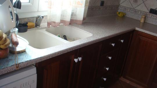 Fregadero y encimera de corian