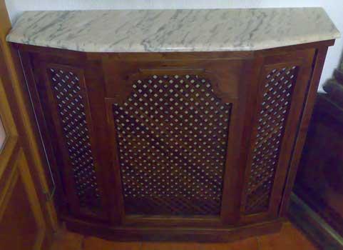 Cubre radiador de Nogal